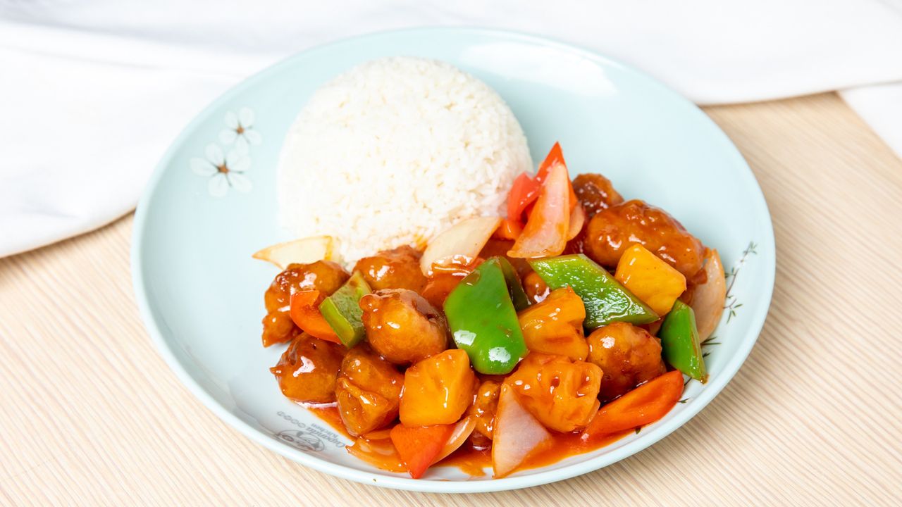 Steamed Rice with Gulaorou (Sweet & Sour Pork)