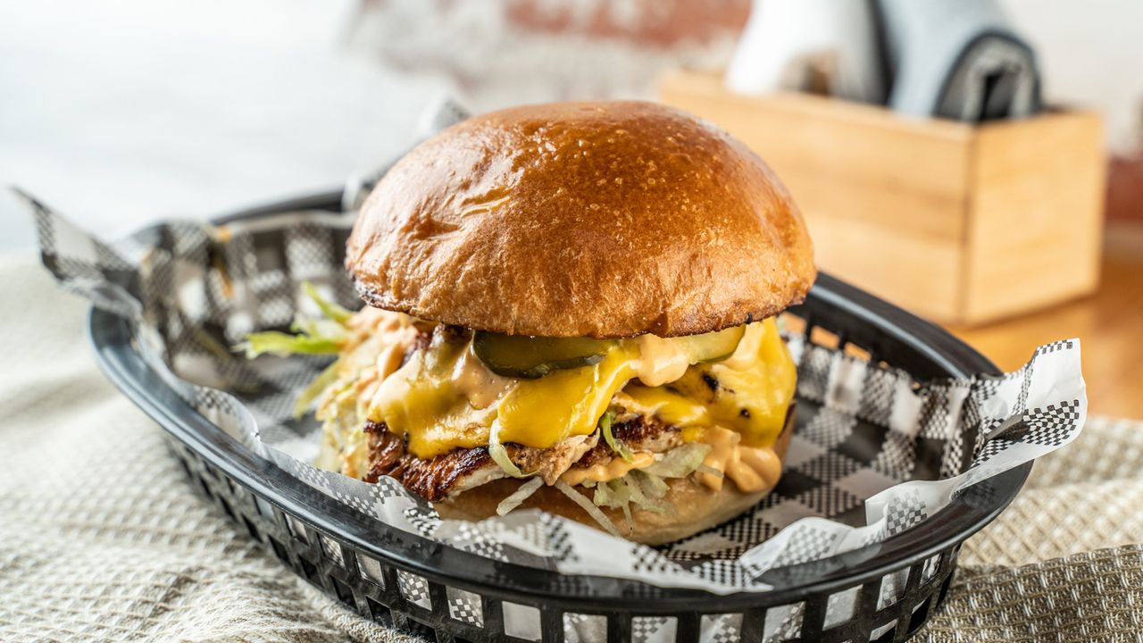 Grilled Chicken Burger (Standard)