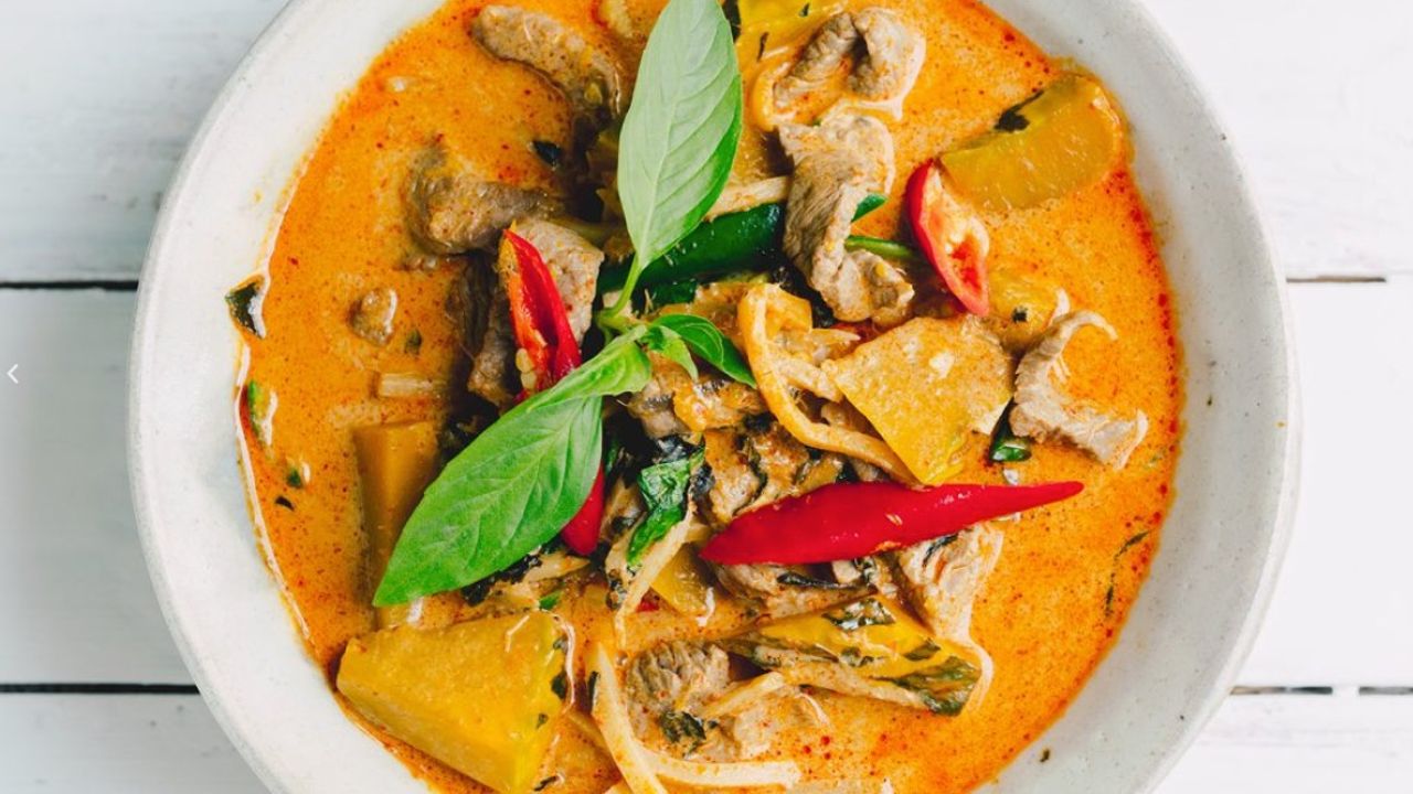 38. Thai Curry Beef (Standard