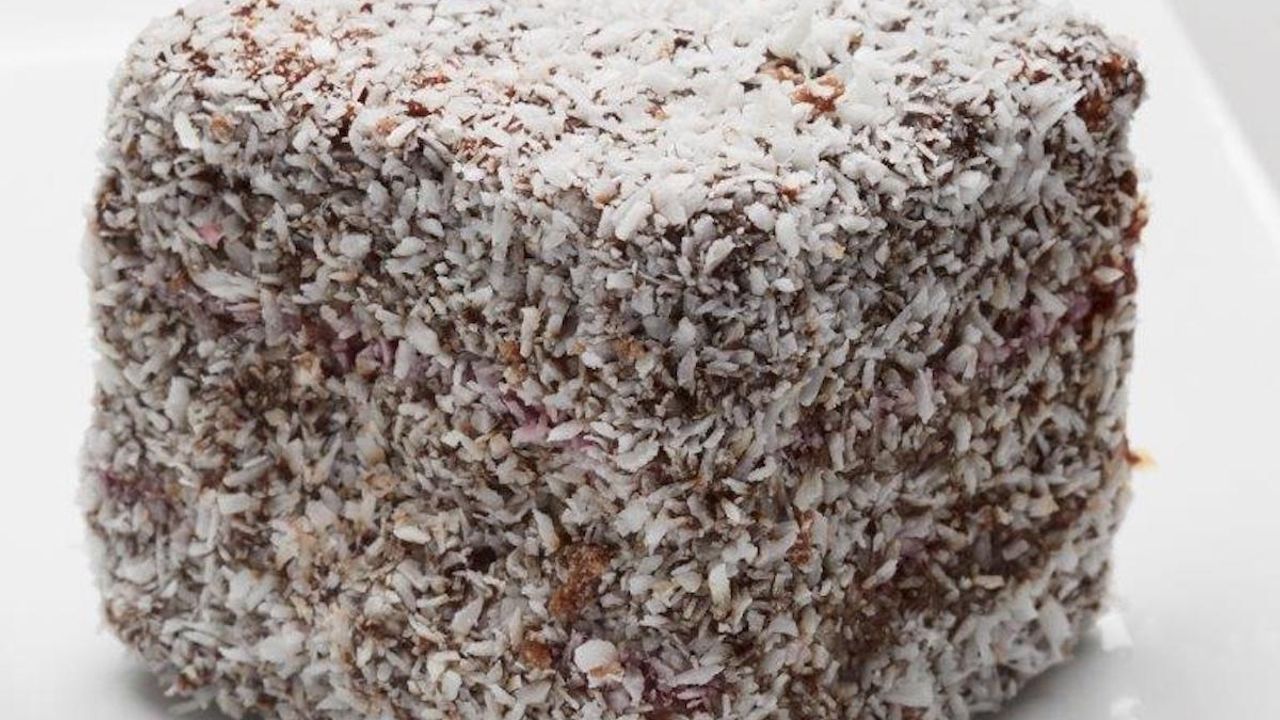 Mini Buttercake Lamingtons (gf)