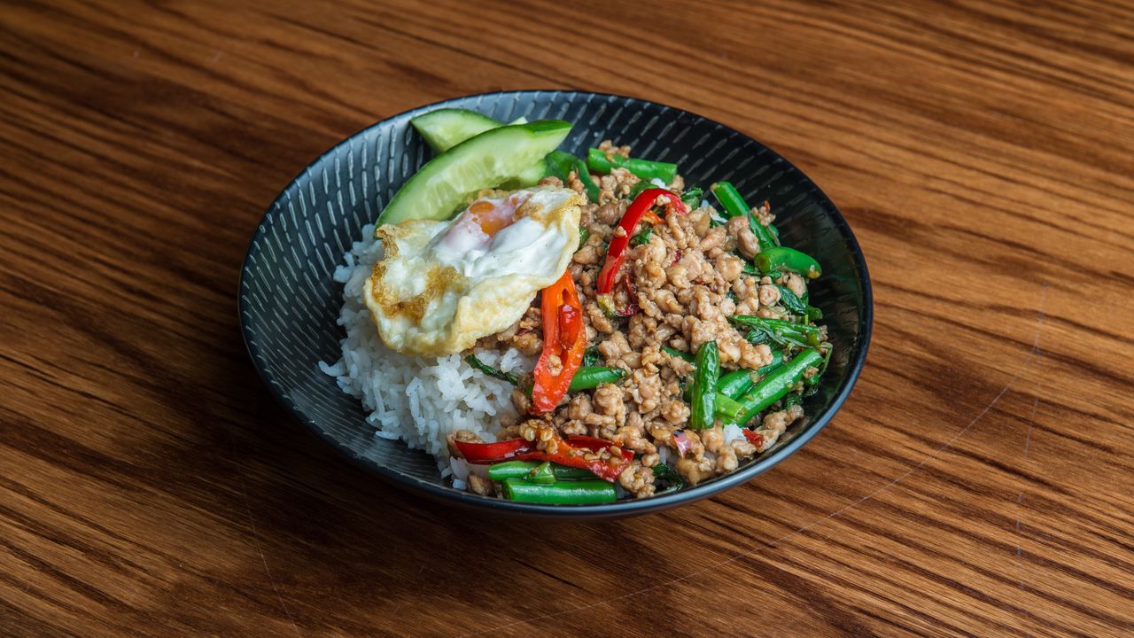 GRAPAO TOPPED ON RICE