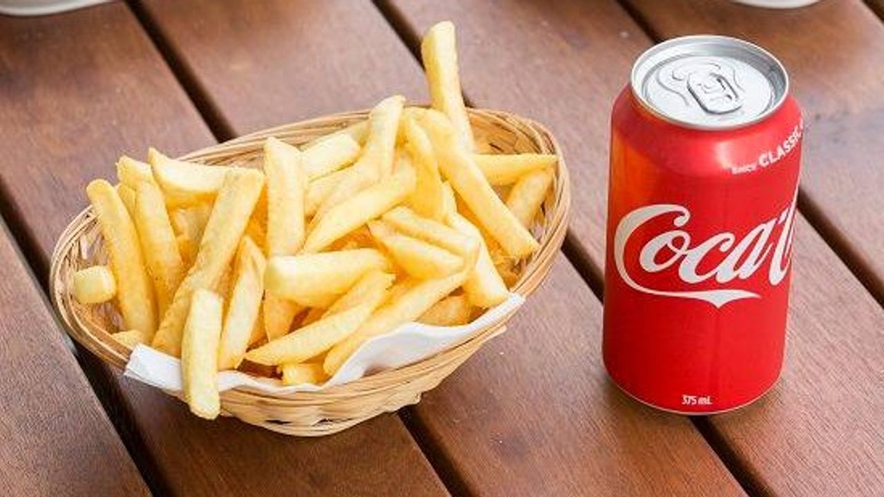 Hot Chips & Drink Combo