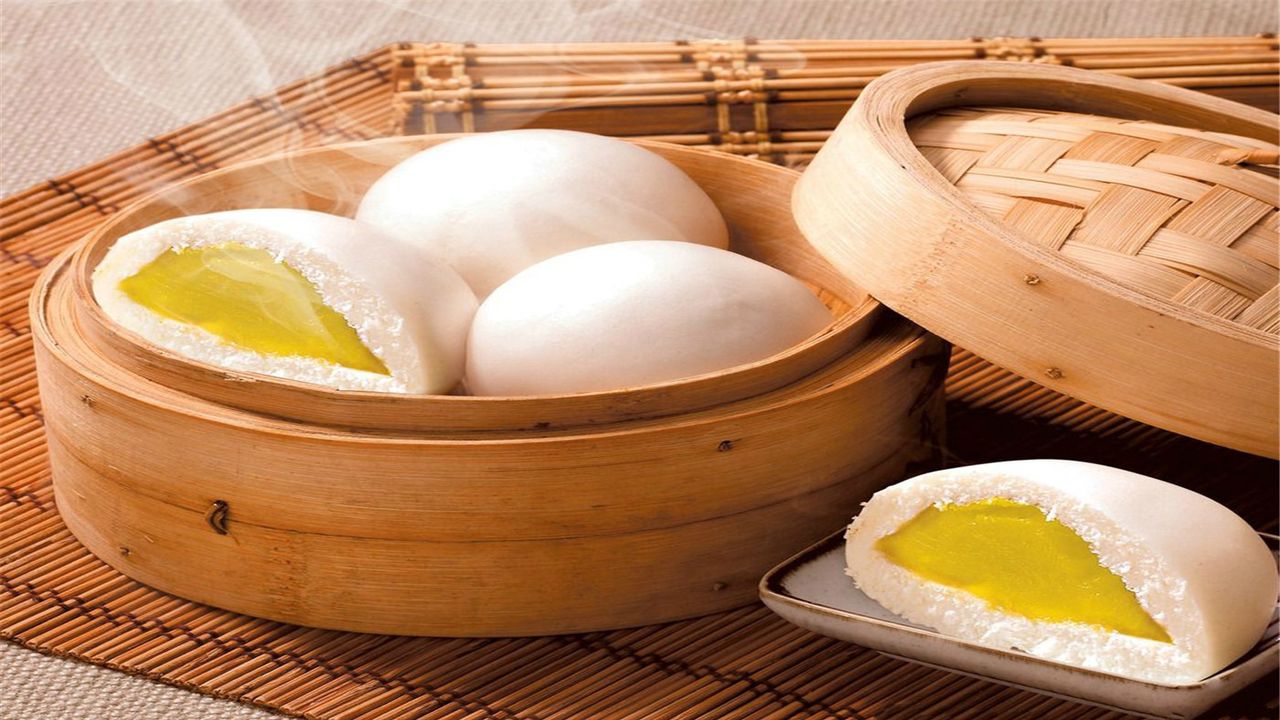 DE1. Custard Buns