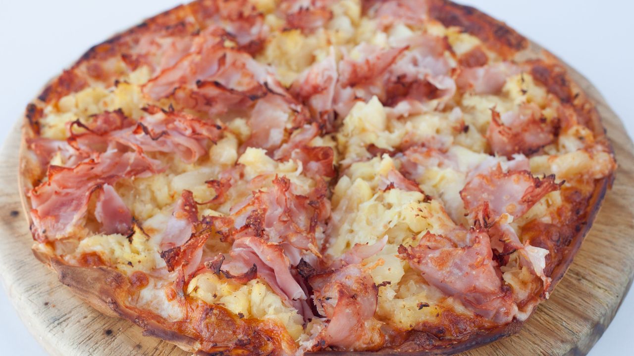 Hawaiian Pizza