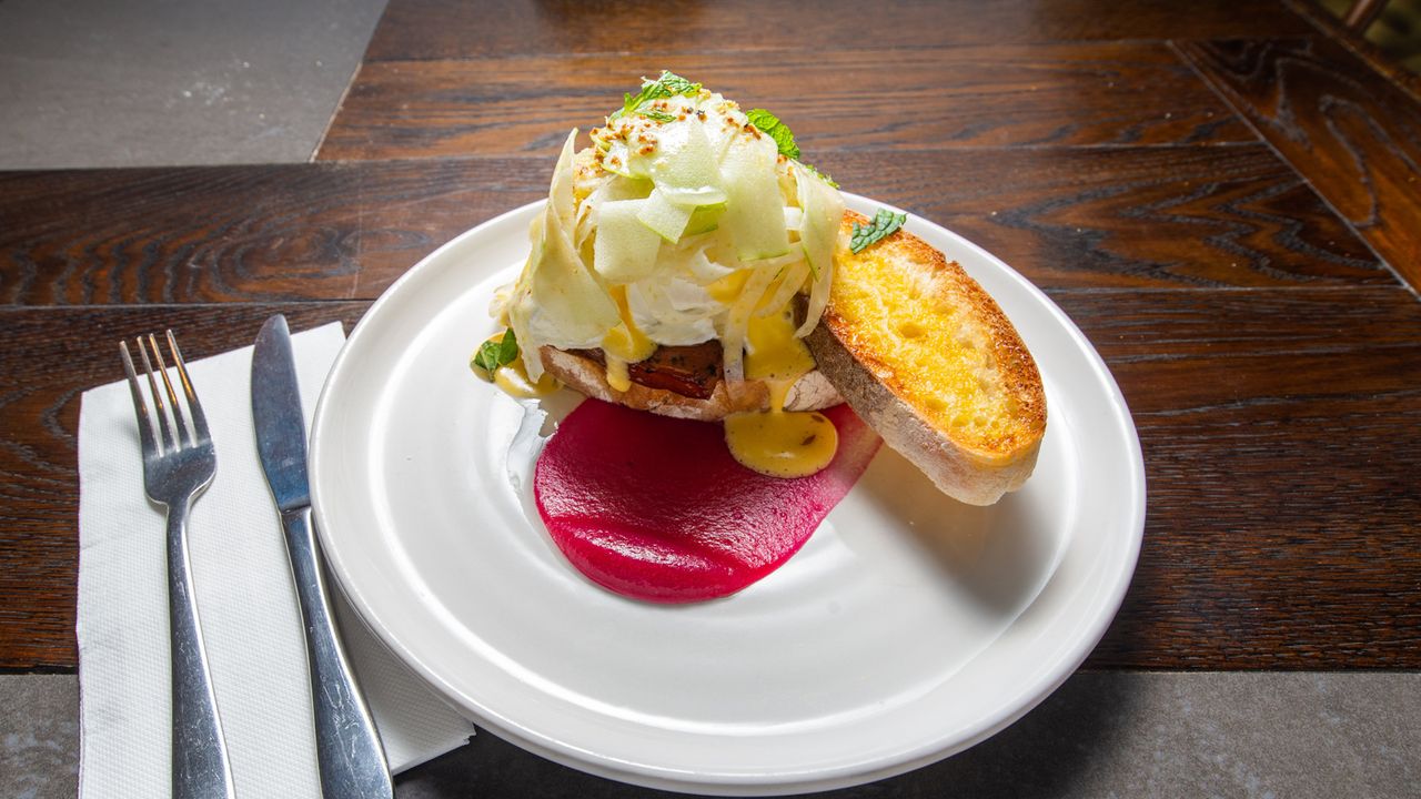 Eggs Benedict