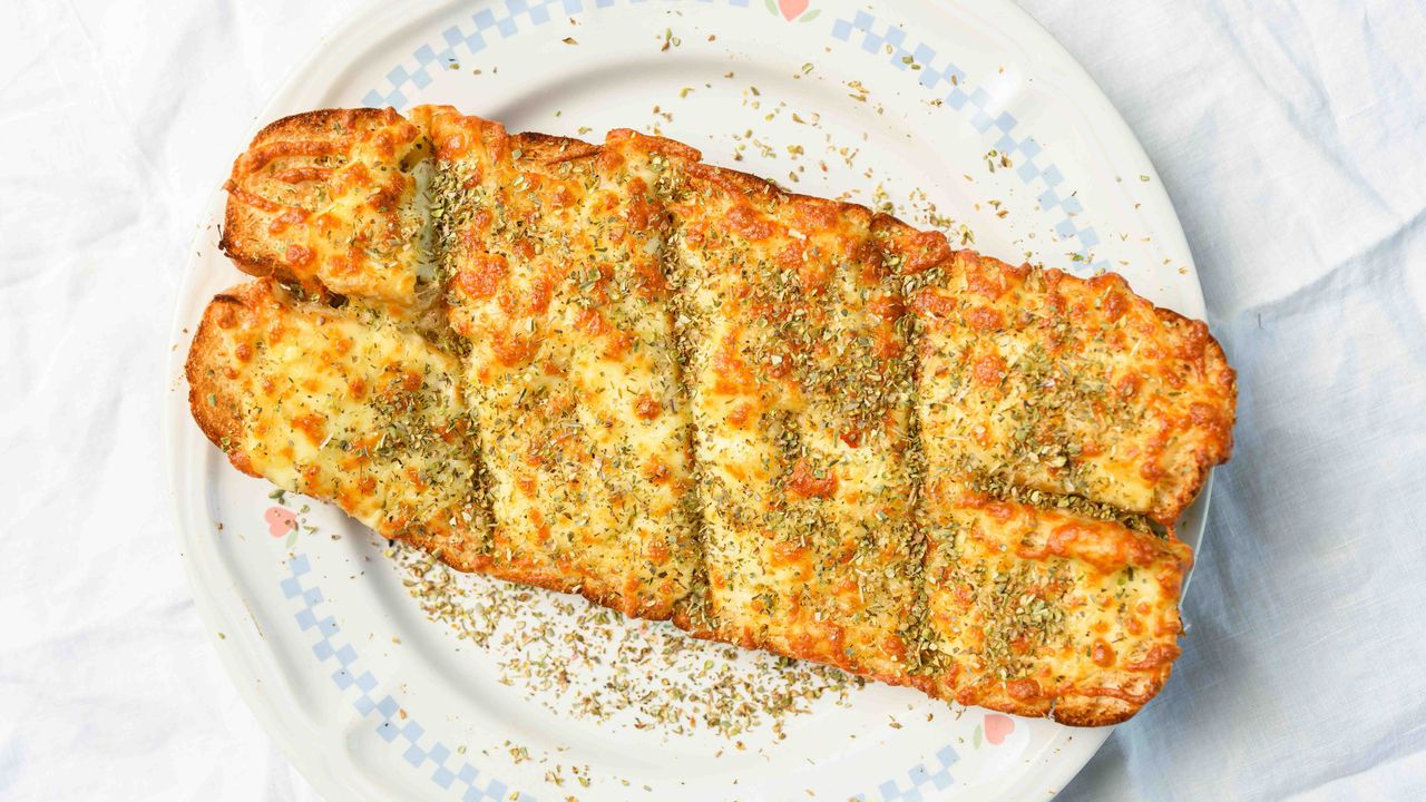 Cheesy Garlic Bread - Snacks