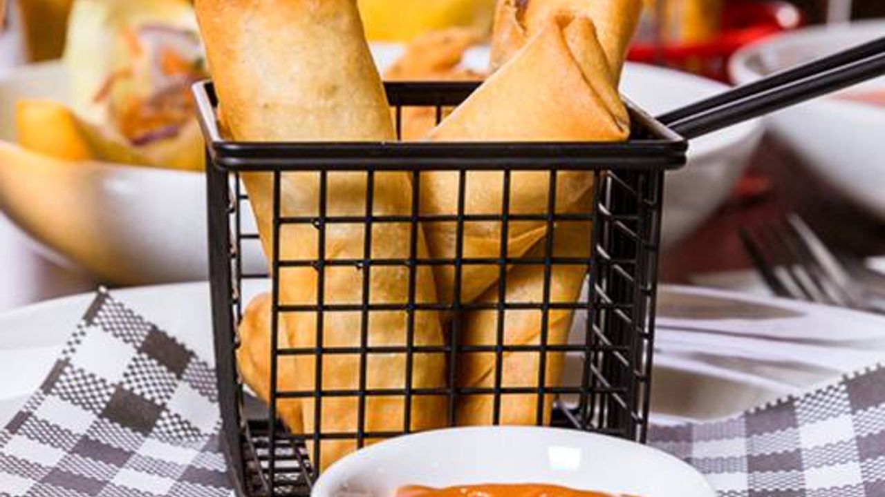 Cheeseburger Spring Rolls