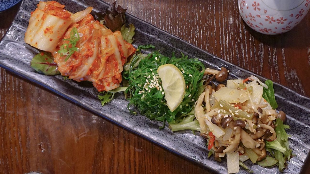 Triple salad platter