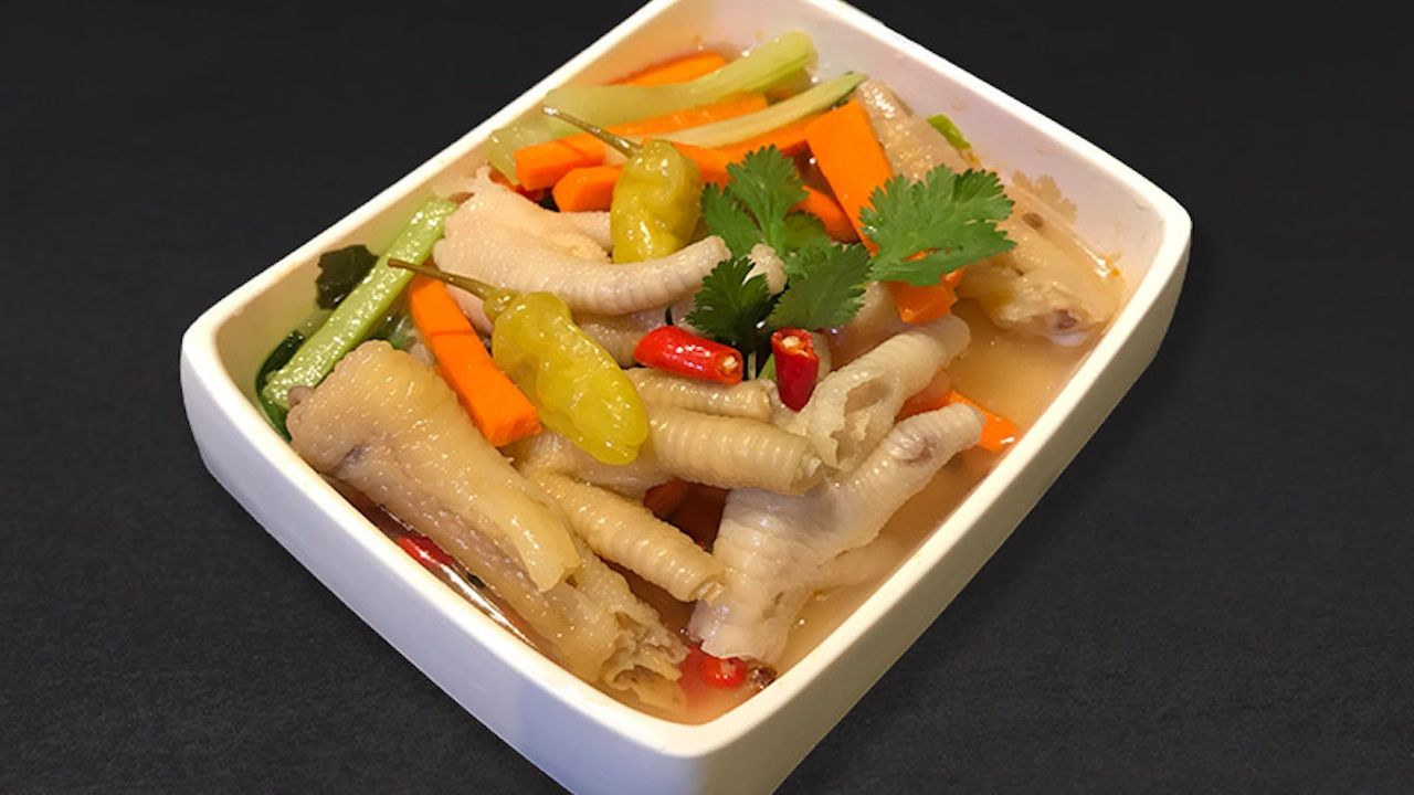 Chicken Feet with Pickled Peppers (200g)