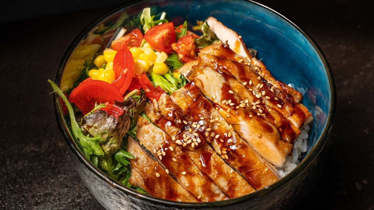 D04. TERIYAKI CHICKEN DON