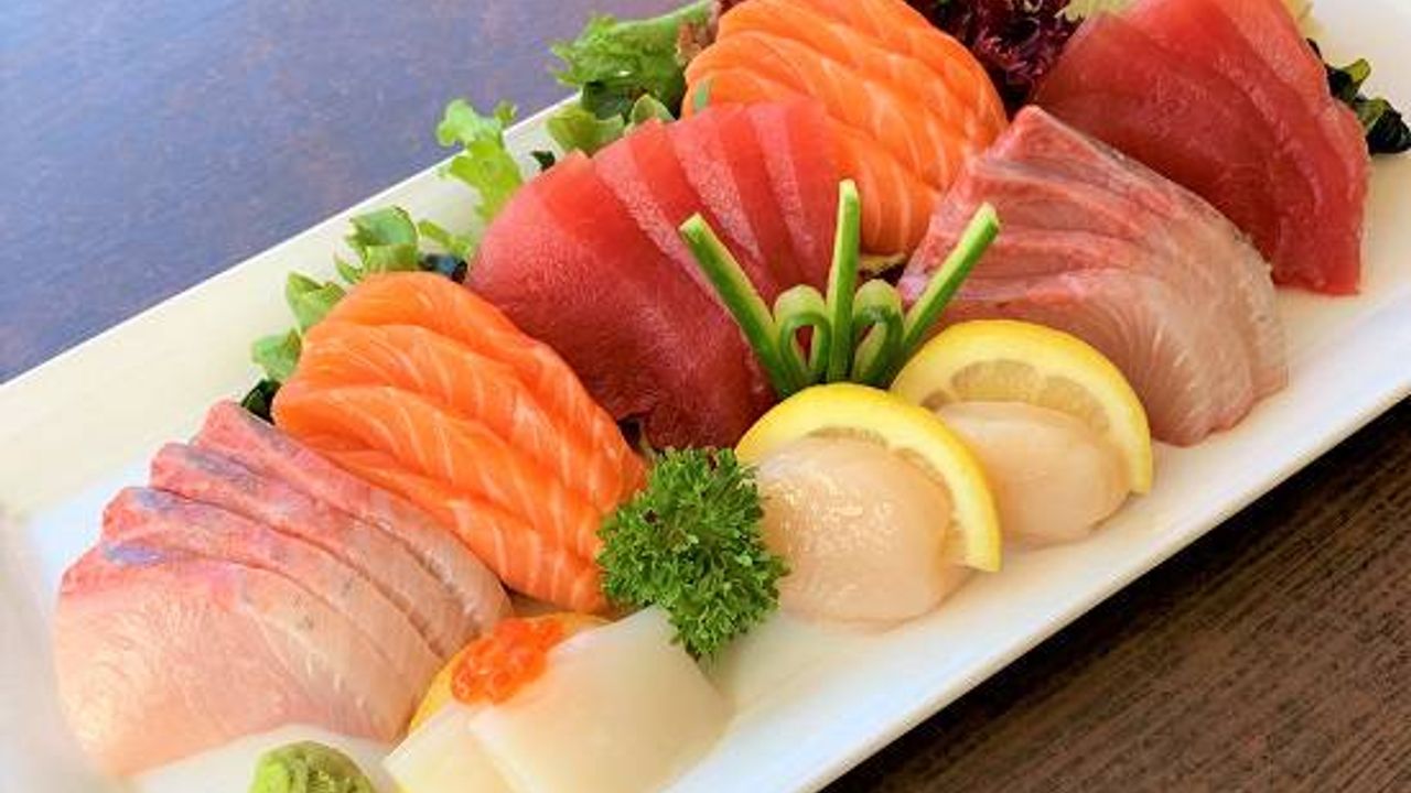 Extra Large Size Mix Sashimi (27pcs)