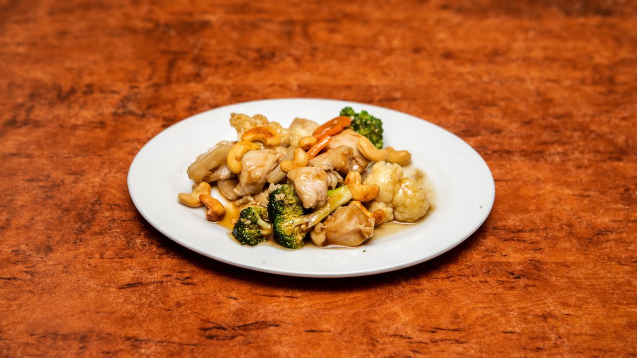 Chicken with Cashews