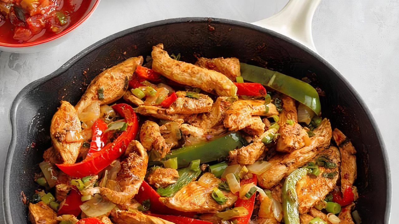 Chicken Fajita , Bread