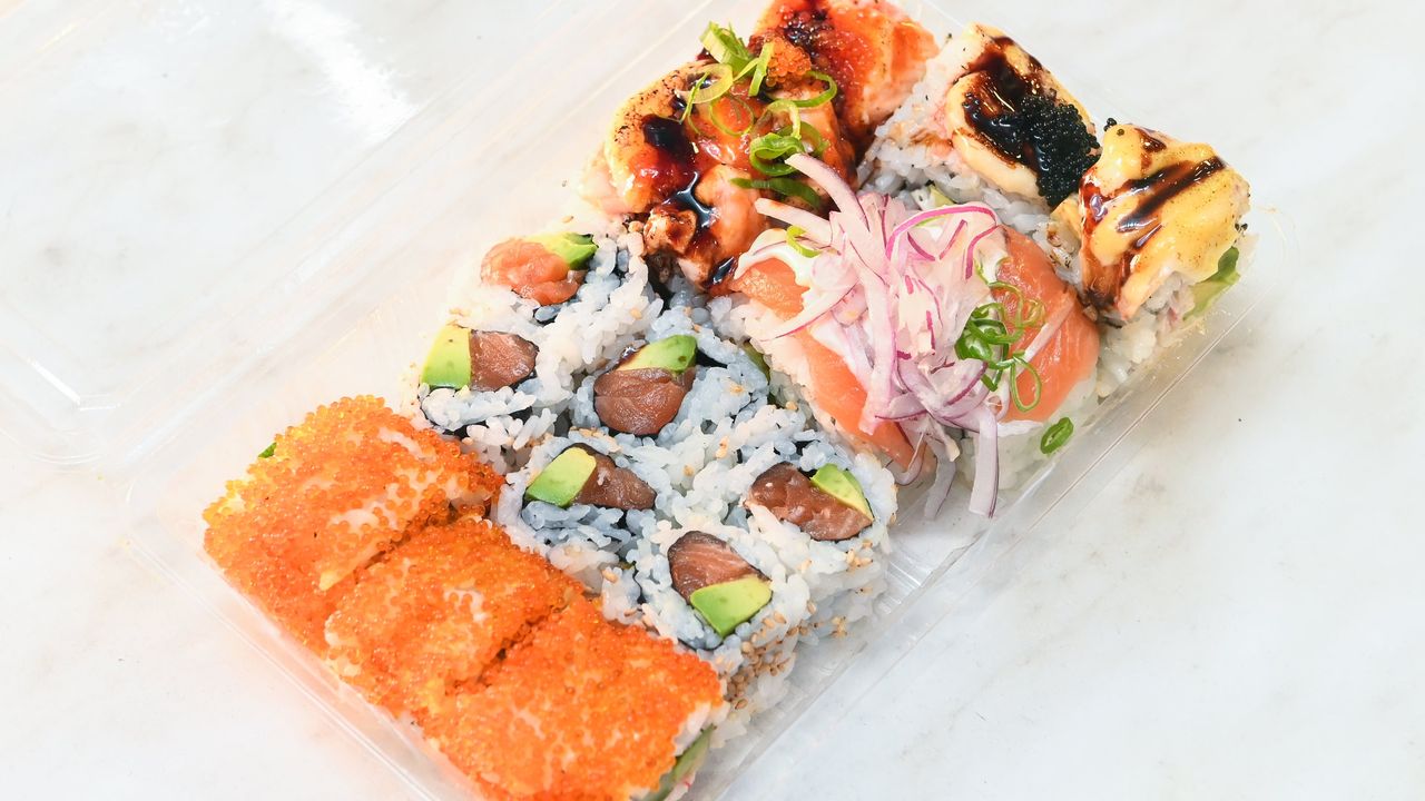 Deluxe Seafood Box