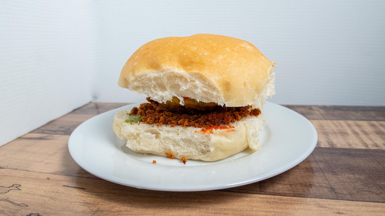 13. Vada Pav