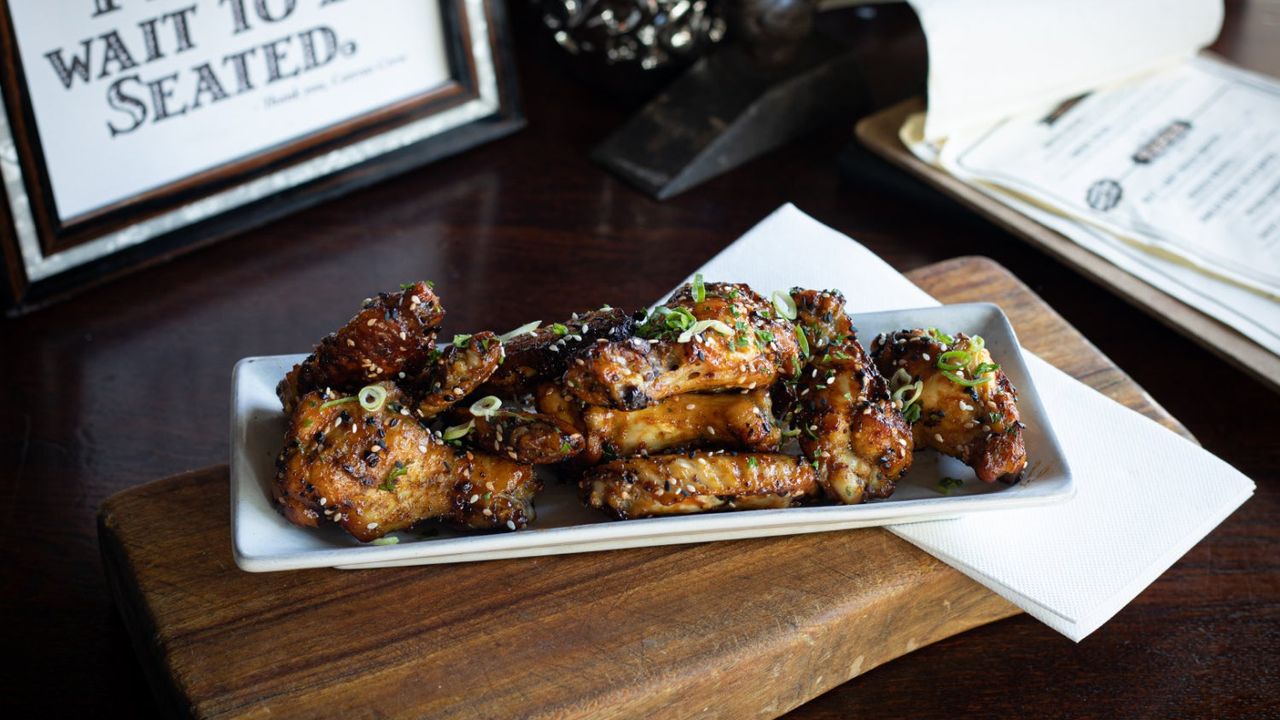 Sweet and Spicy Chicken Wings