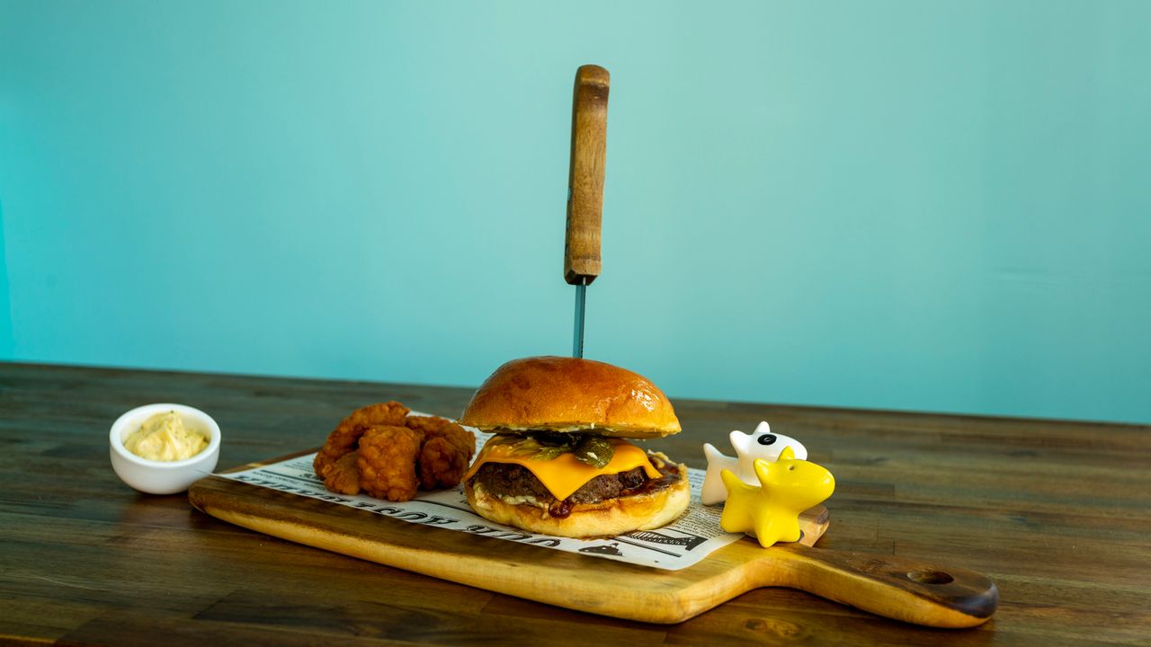 Classic Cheese Burger