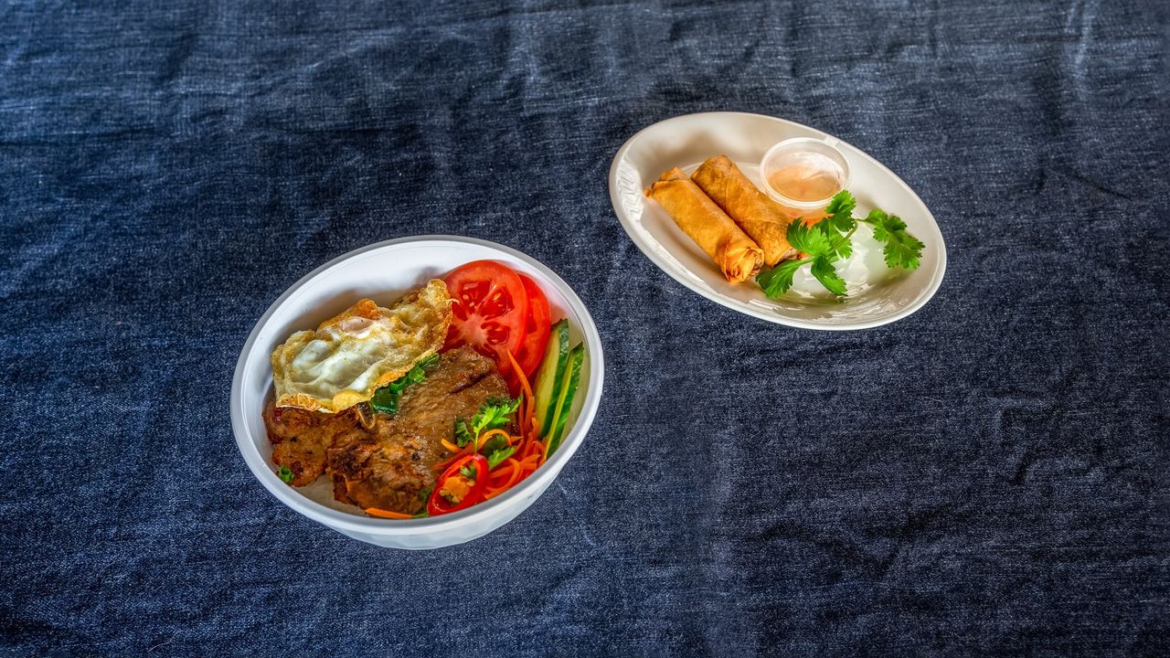 Pork Chop Rice & Spring Rolls Combo