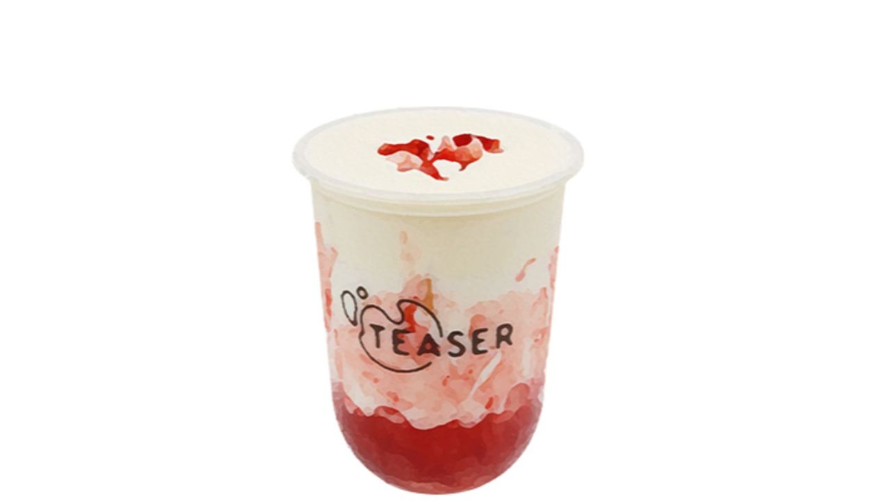Strawberry Dirtea