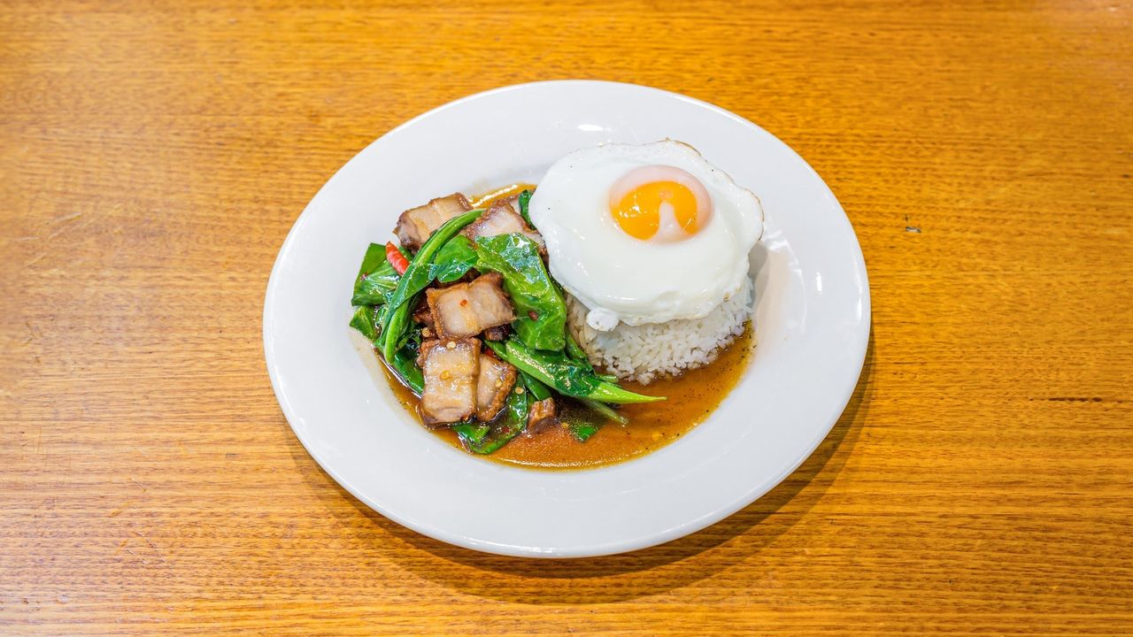 Pad Ka Naa Moo Krob
