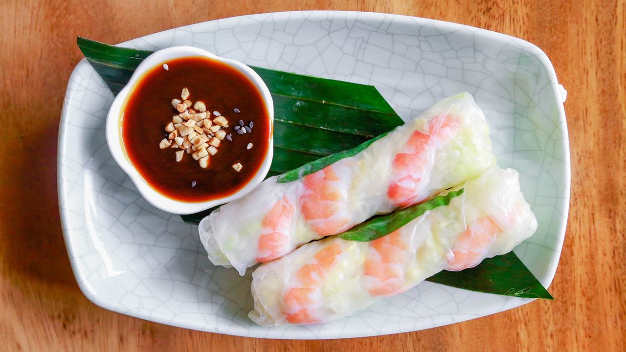 A9 Prawn Rice Paper Rolls (2)
