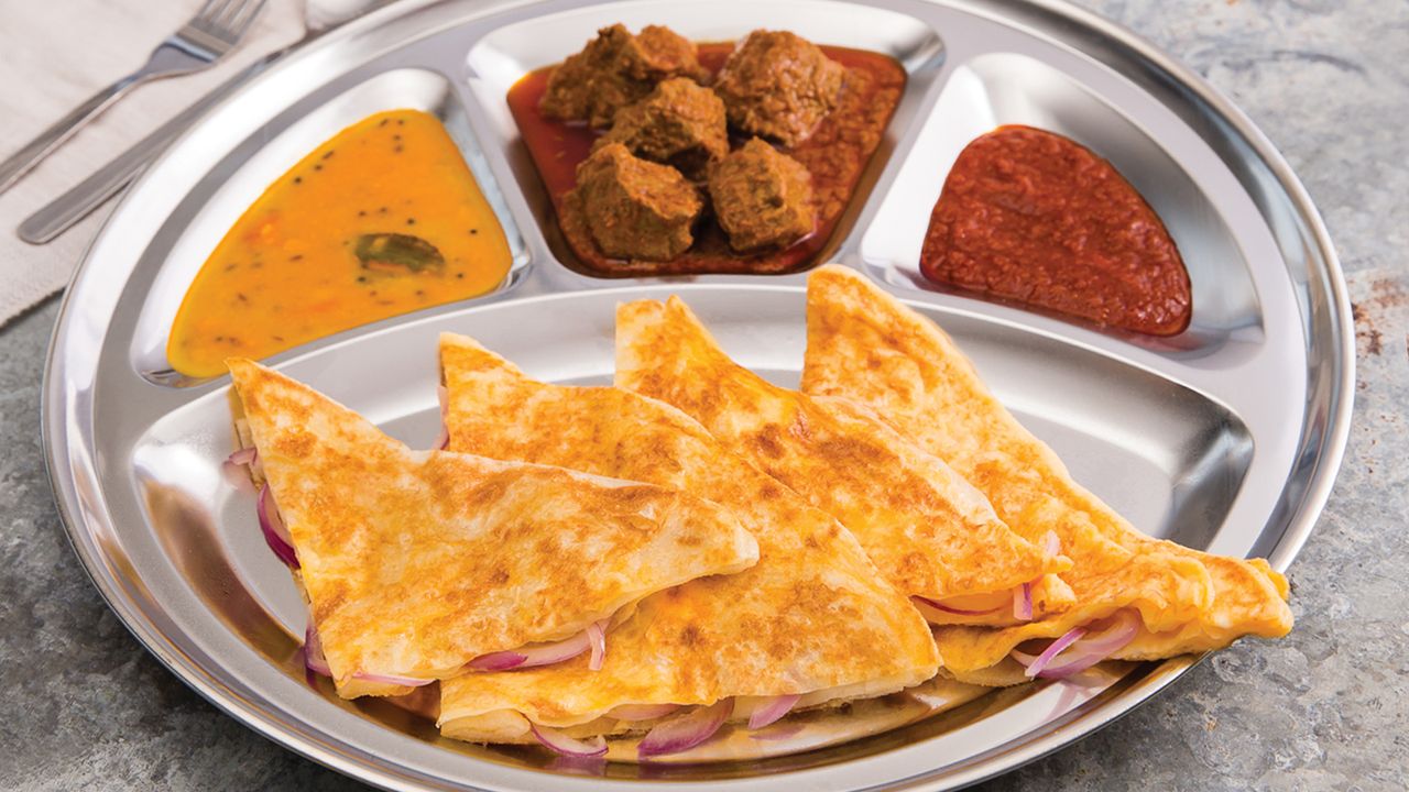 C13 Roti Telur Bawang with Beef Rendang