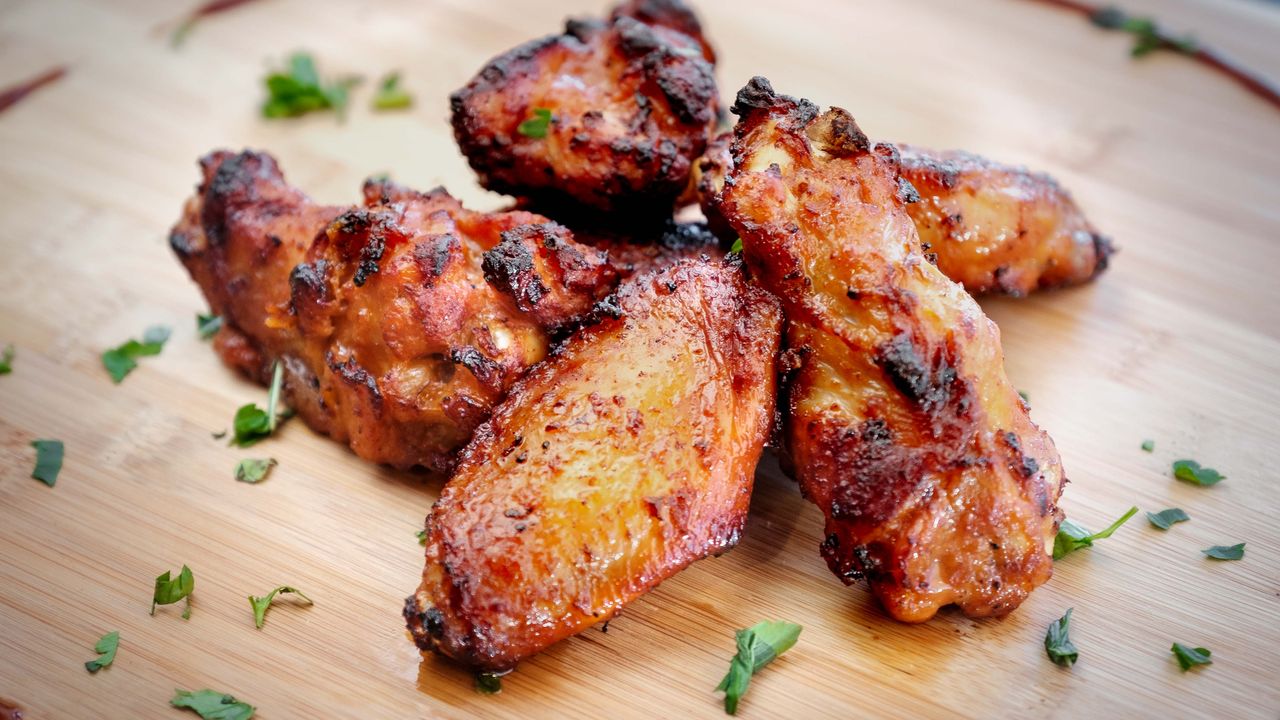 BBQ Chicken Wings (6 Pieces)