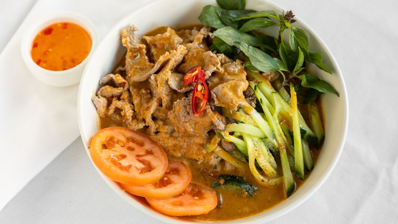 31. Satay with Flat Rice Noodles