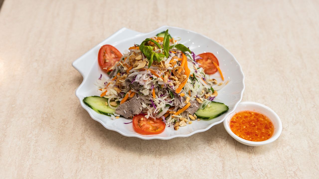 Medium Rare Beef Fillet Salad