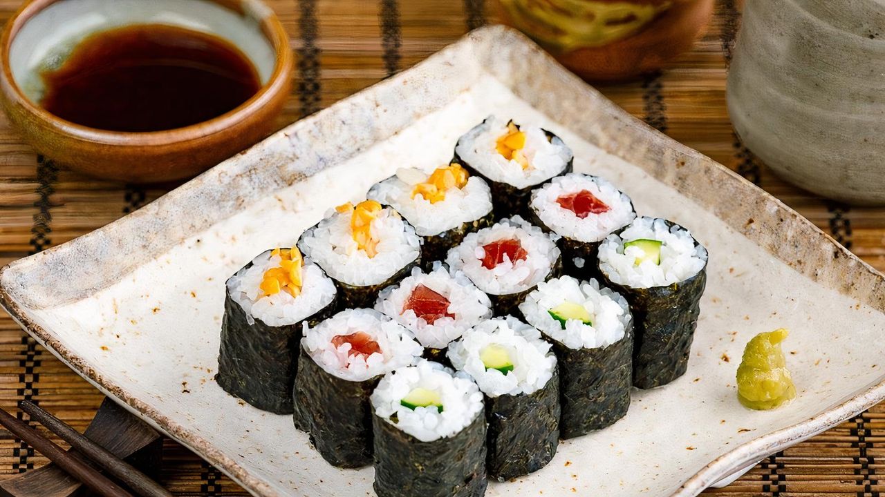 Hosomaki Roll (Tiny Roll) (6 PCS)