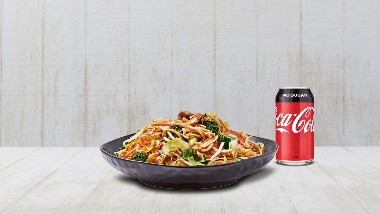 Stir Fried Udon Noodle