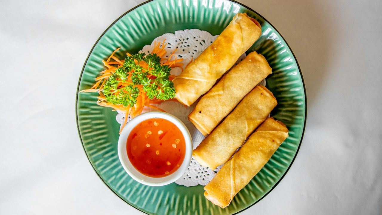 Spring Roll (4 Pcs.)