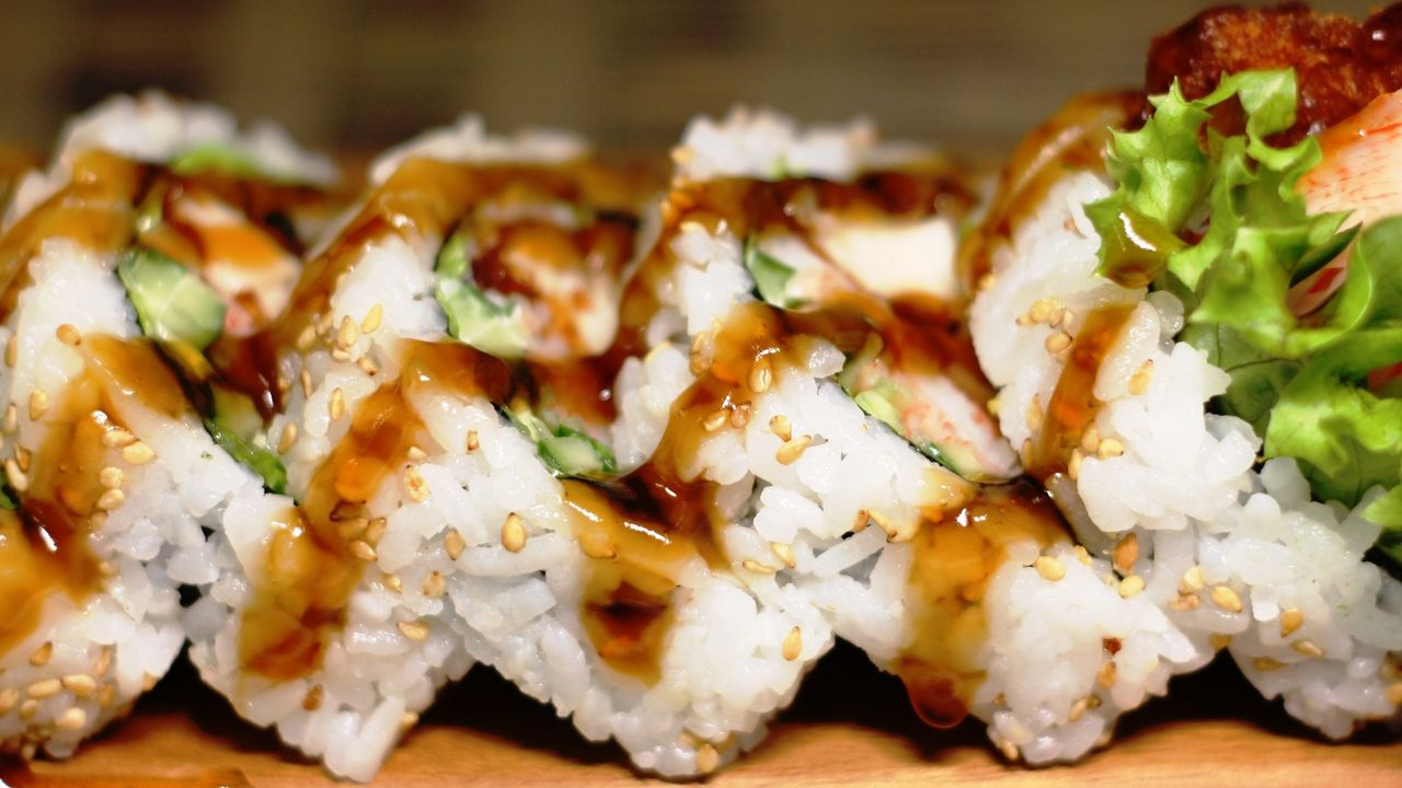 2. Jumbo California Roll (6pc)