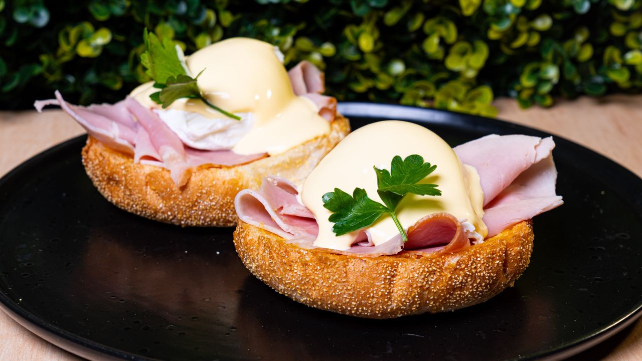 Eggs Benedict