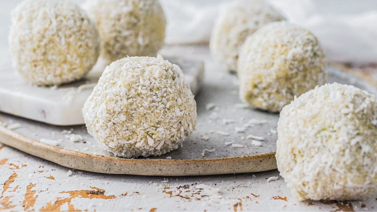 White Chocolate and Pistachio Protein Ball