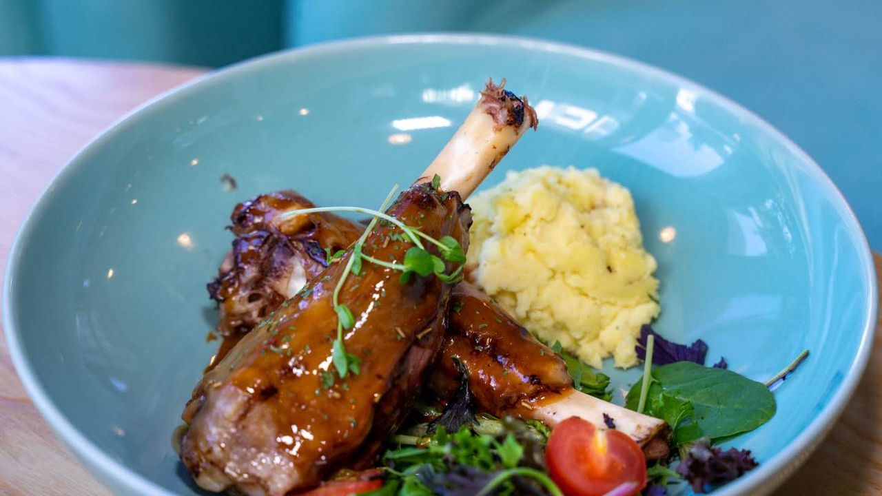 Lamb Shanks and Mash Potato