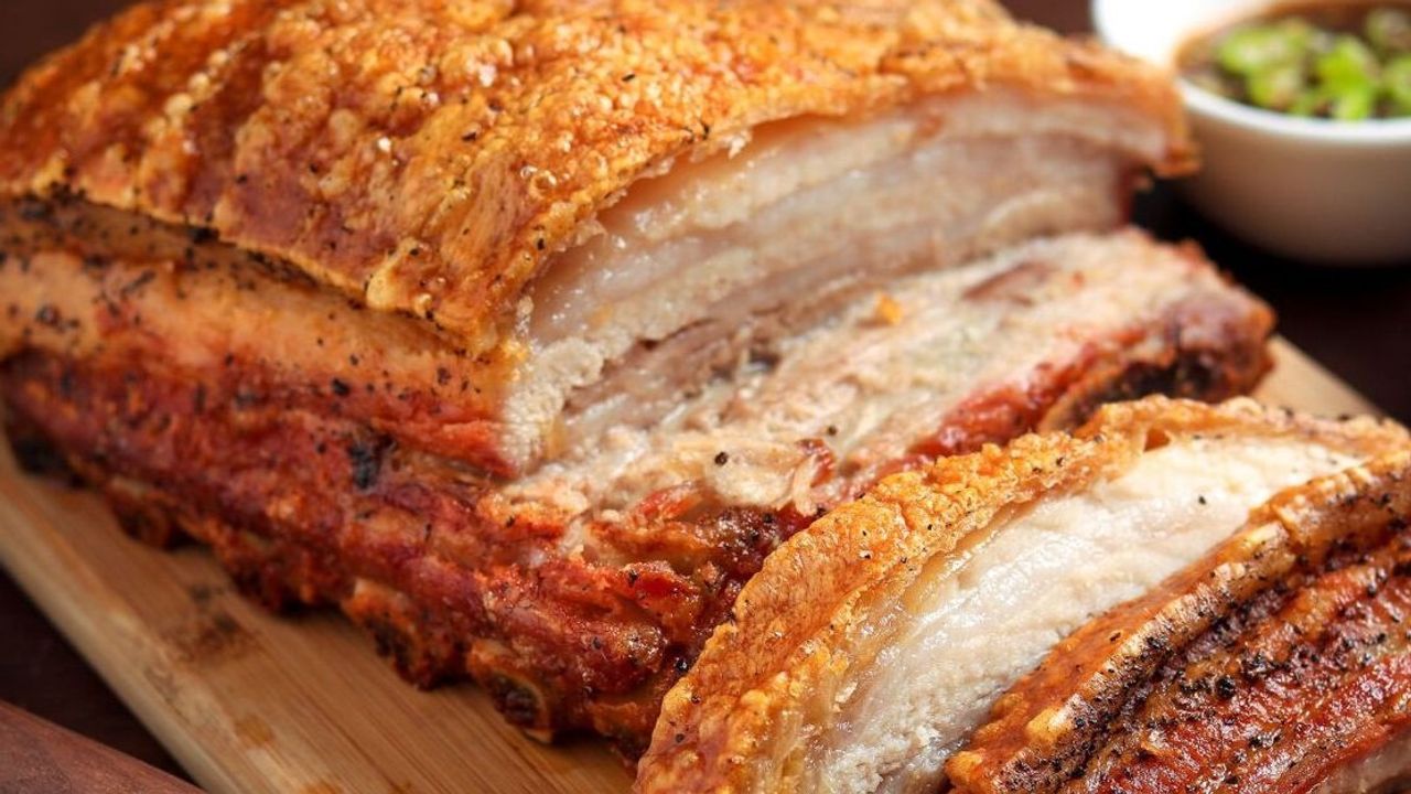 Roasted Pork belly in Noodle Soup