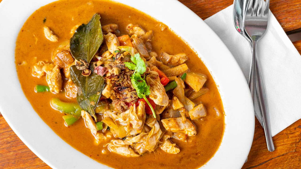 Hans Red Curry Chicken