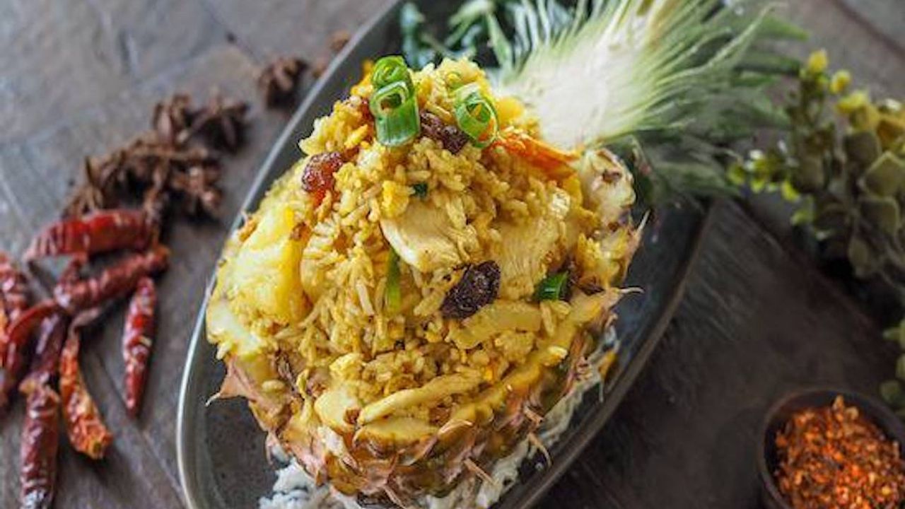 Pineapple Fried Rice with Chicken
