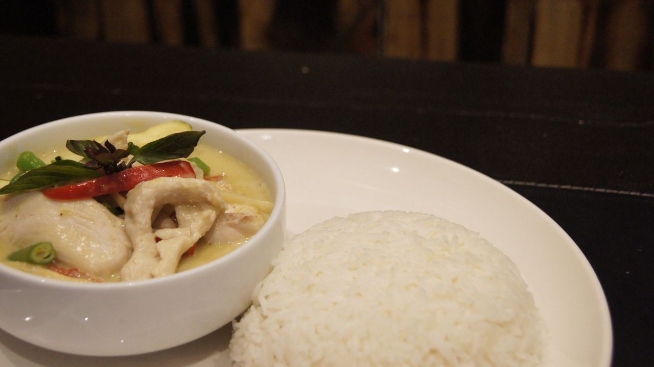 Chicken Green Curry With Rice