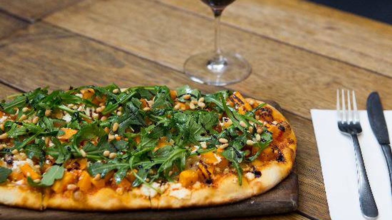 Roast Pumpkin Pizza (V)