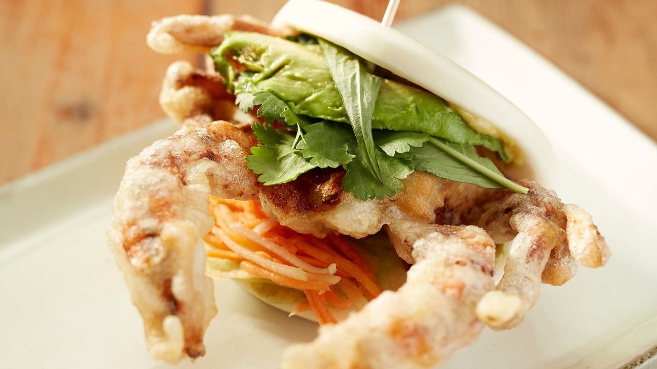 Crispy Soft Shell Crab Bun