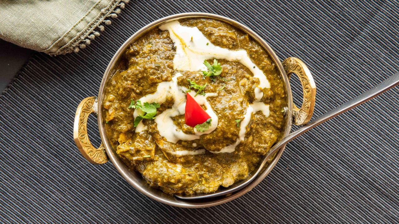 17. Chicken Saagwala (Medium)