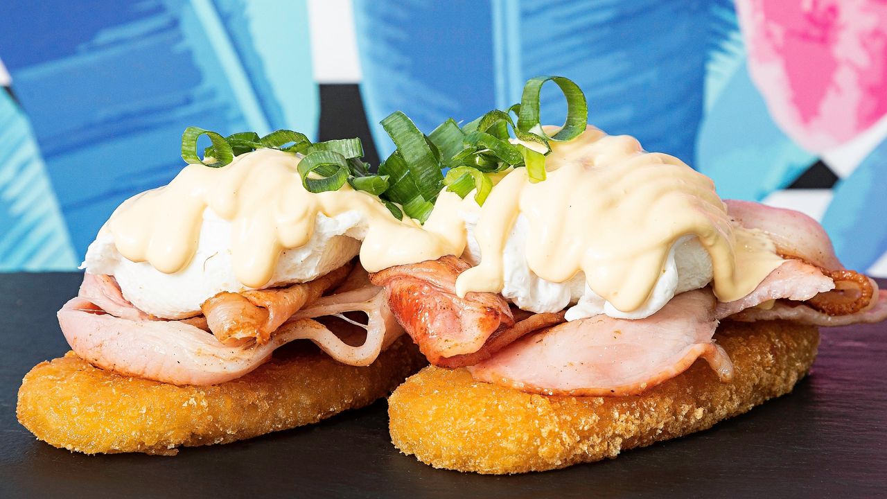 Eggs Benny on Hashbrowns