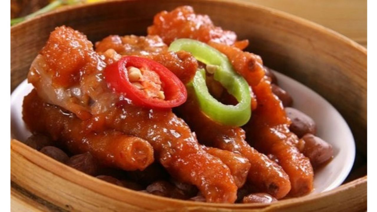 Chicken feet with Oyster Sauce