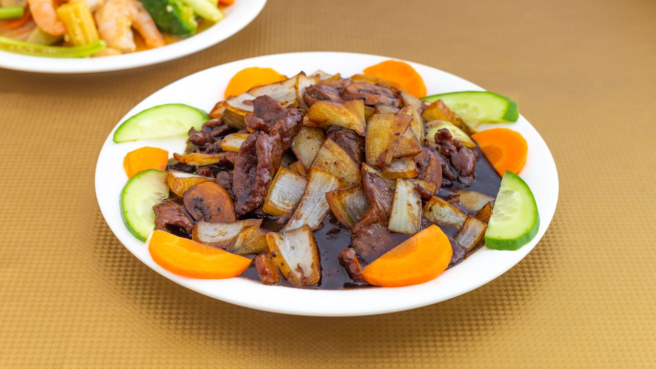 Beef with Black Peppercorns