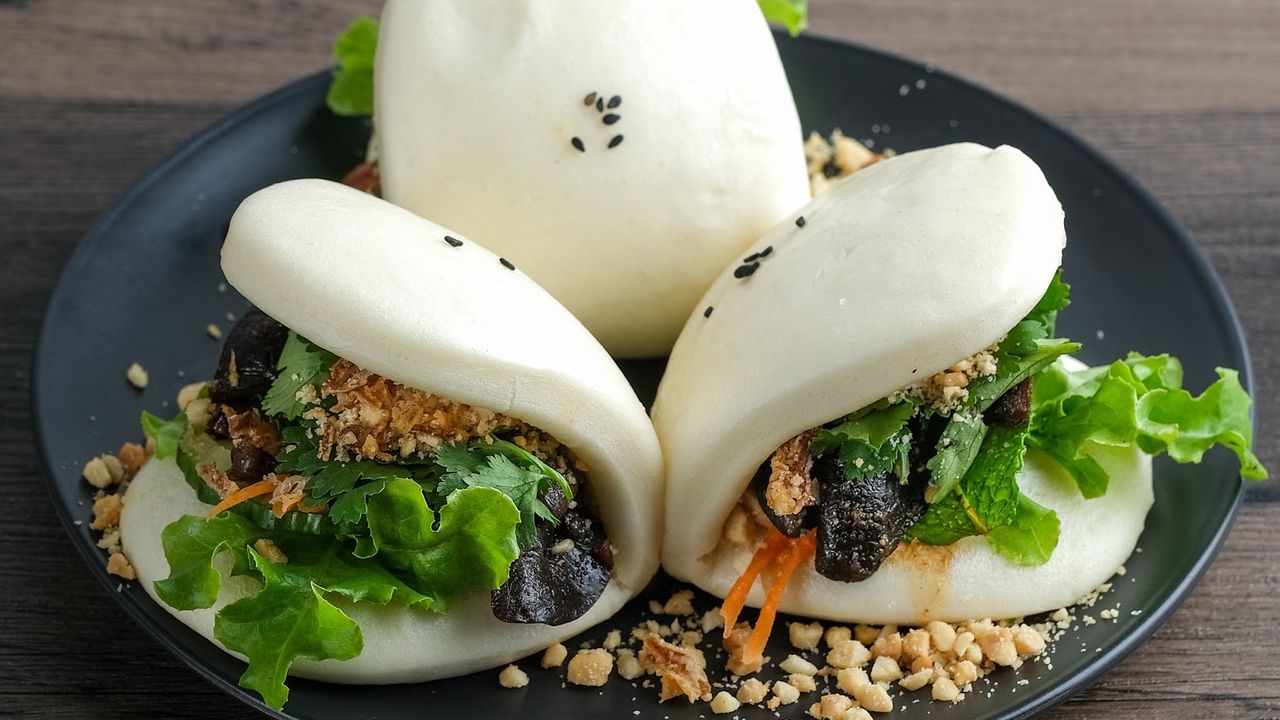 Shiitake Mushroom Bao (V)