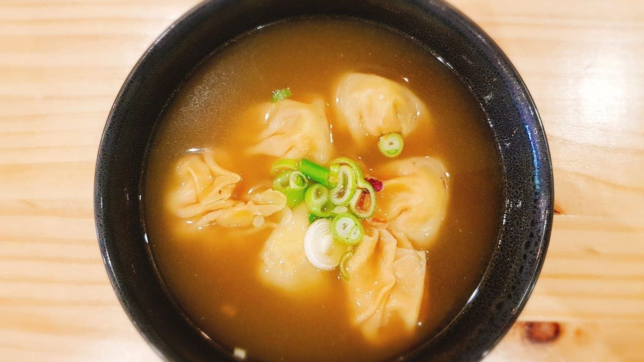 Soup Wonton (6 Pcs.)