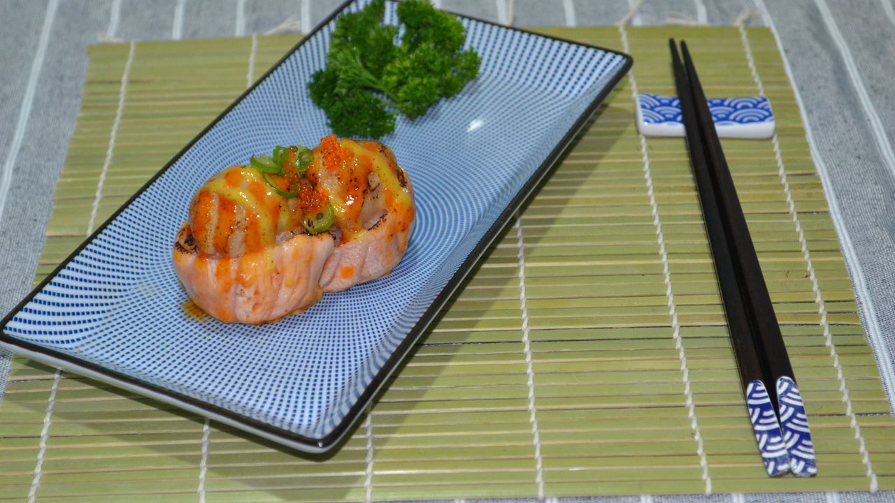 Grilled Salmon Ship with Tuna Salad (2pc)