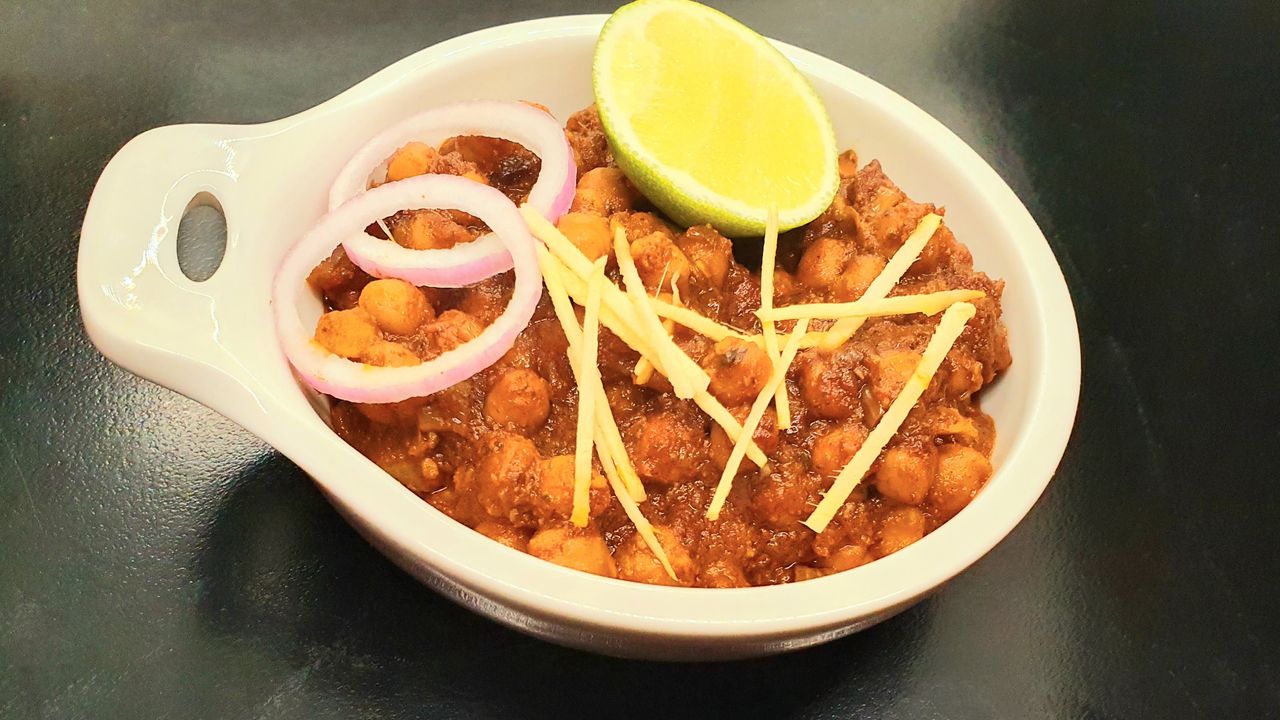 Chana Paalak Masala